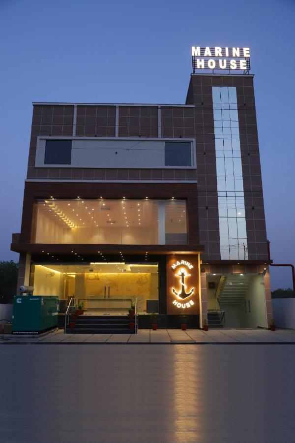 Hotel Marine House Agra  Kültér fotó