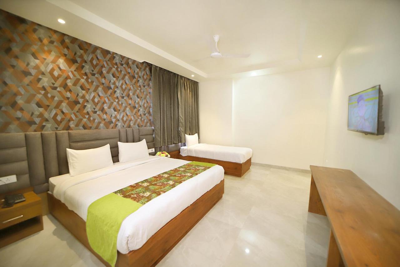 Hotel Marine House Agra  Kültér fotó