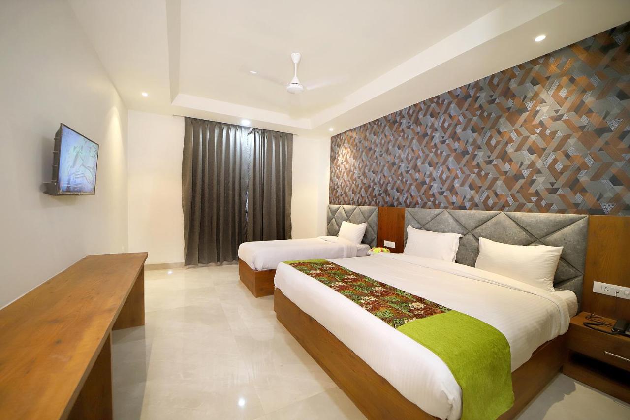 Hotel Marine House Agra  Kültér fotó