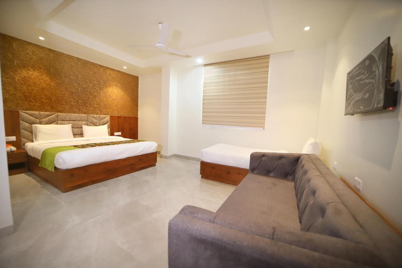 Hotel Marine House Agra  Kültér fotó